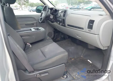 2010 Chevrolet Silverado 1500 Work Truck z USA, uszkodzony, nr VIN 1GCPCPEX8AZ296404